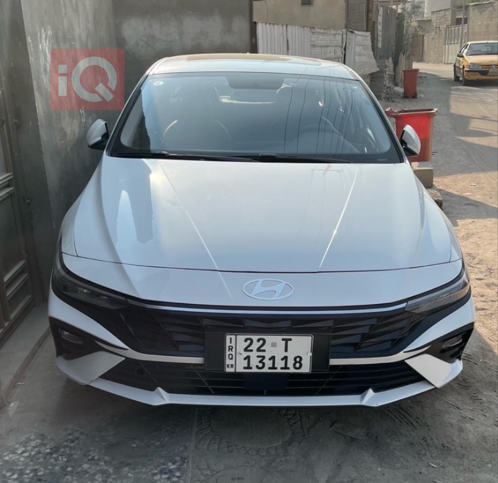 هیوندای ئەلەنترا